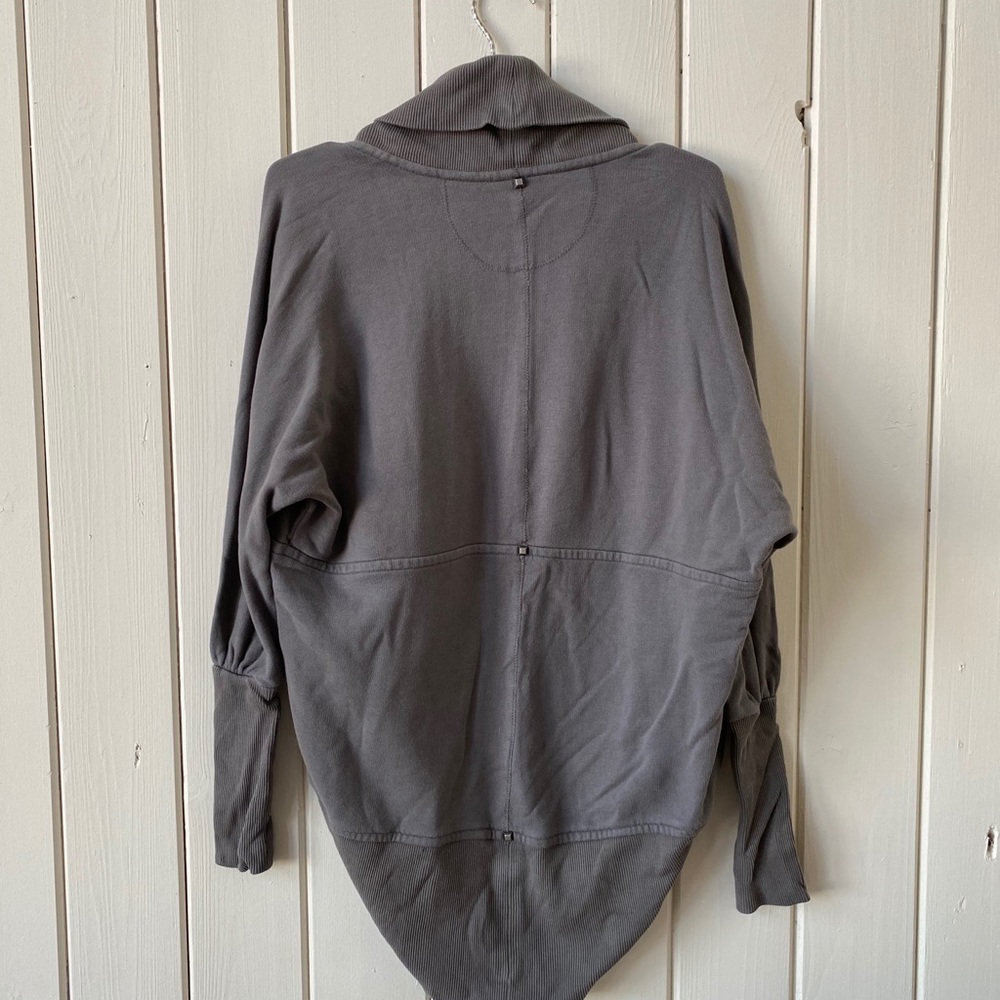 Aritzia Diderot cardigan - Picture 7 of 8